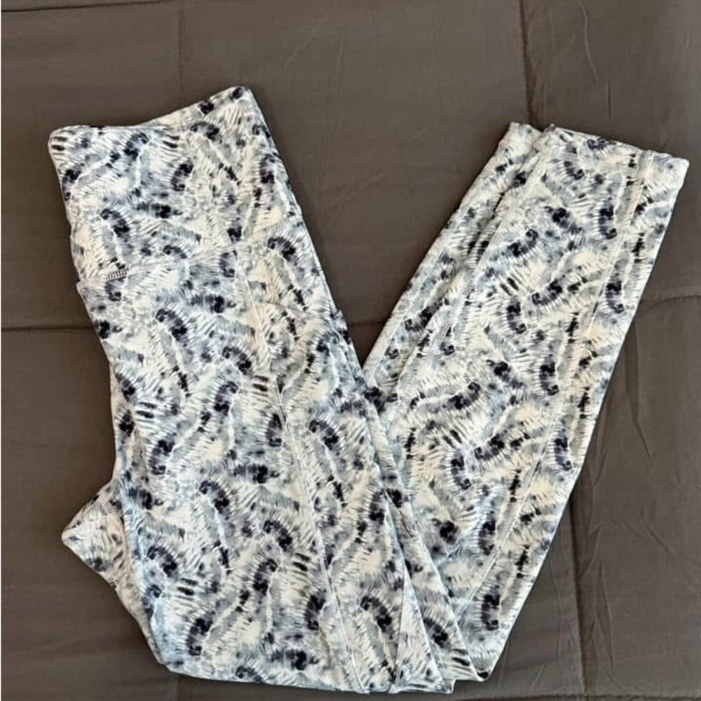 Zyia Active pocket leggings